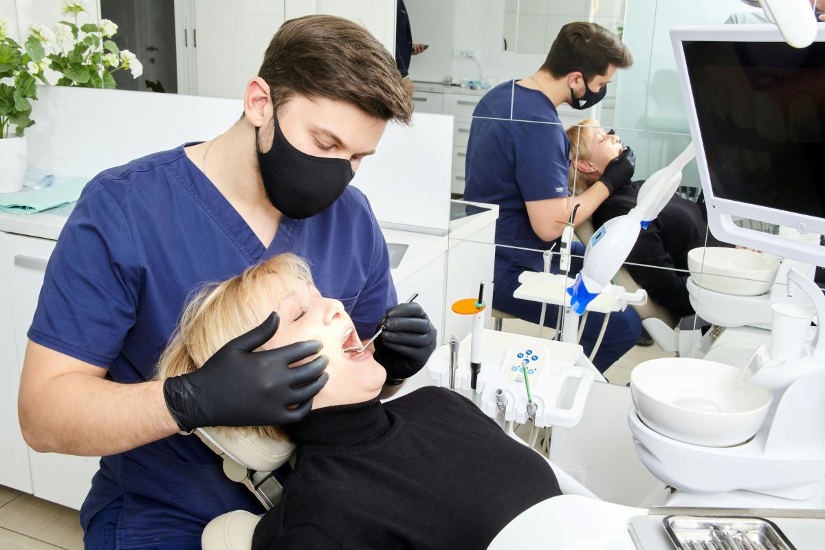 Walk-In Dental Emergency Care